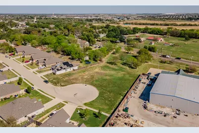 453 S 2nd Street, Krum, TX 76249 - Photo 30