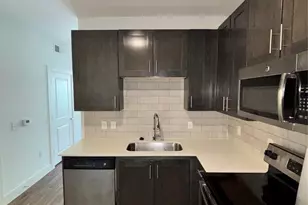260 Davis St, McKinney, TX 75069 - Photo 1