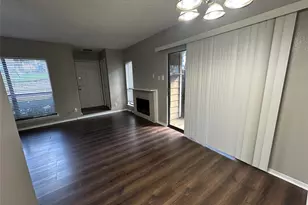 2119 Park Willow Ln, Arlington, TX 76011 - Photo 6