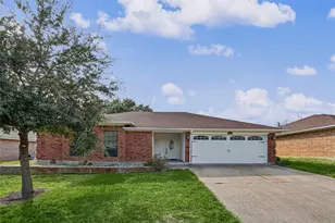 7929 Sunrise Dr, Watauga, TX 76148 - Photo 1