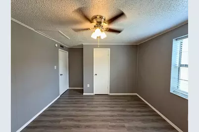 1601 Voirin Road, Irving, TX 75061 - Photo 10
