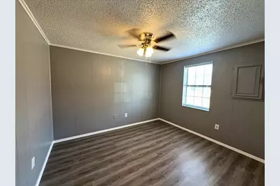 1601 Voirin Road, Irving, TX 75061 - Photo 14