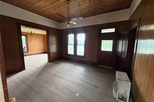 104 E N St, Hico, TX 76457 - Photo 14