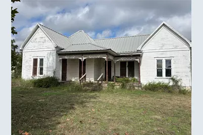 104 E North Street, Hico, TX 76457 - Photo 1