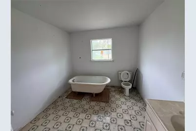 104 E North Street, Hico, TX 76457 - Photo 10