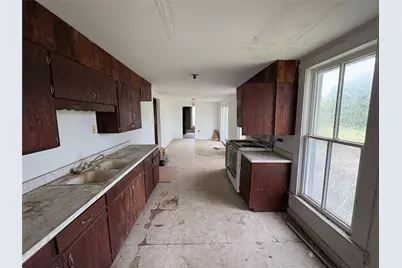 104 E North Street, Hico, TX 76457 - Photo 12