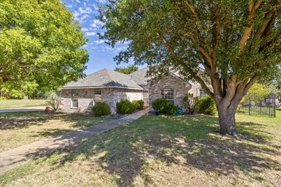 6412 Bluebonnet Drive, Rowlett, TX 75089 - Photo 2