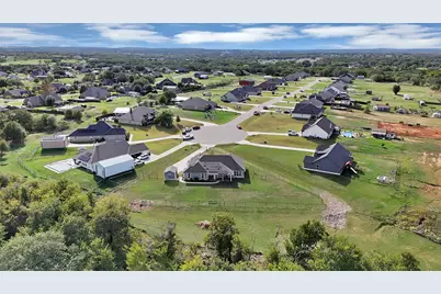 1039 Northern Oaks Court, Springtown, TX 76082 - Photo 36