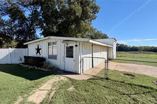 635 Fm-2815 Rd, Bonham, TX 75418 - Photo 28