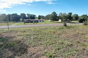 1184 S Fairway St, Fairfield, TX 75840 - Photo 1