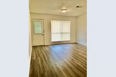 3936 Scarsdale Lane, Dallas, TX 75227 - Photo 6