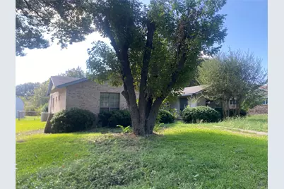 308 Valleyglen Drive, DeSoto, TX 75115 - Photo 1