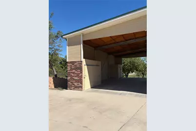 504 Balboa Drive E, Runaway Bay, TX 76426 - Photo 12