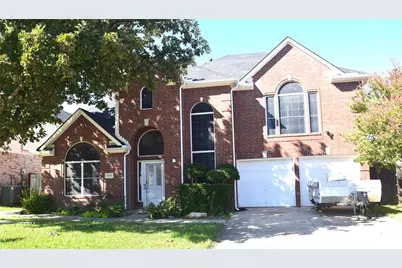 5709 Christy Lane, Haltom City, TX 76137 - Photo 8