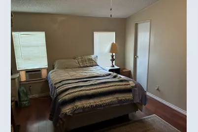 102 S Houston Street, Millsap, TX 76066 - Photo 6