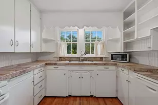 714 E 9th St, Bonham, TX 75418 - Photo 10