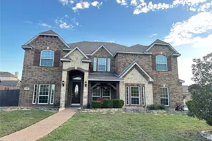 715 Clement Dr, Cedar Hill, TX 75104 - Photo 1