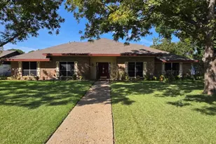 305 Westway Cir, Rockwall, TX 75087 - Photo 1
