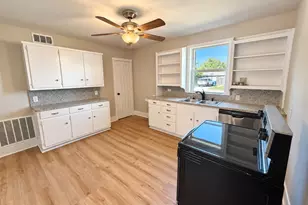401 N Frontage Rd, Valley View, TX 76272 - Photo 6