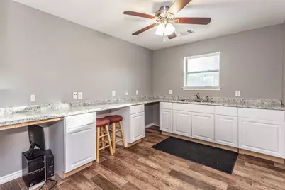 9963 Us-377, Collinsville, TX 76233 - Photo 30