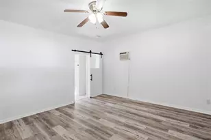 476 E Church St, Bluff Dale, TX 76433 - Photo 14