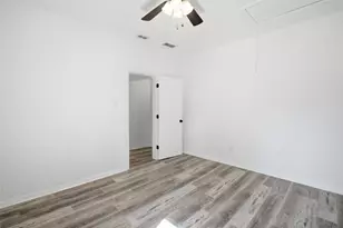 476 E Church St, Bluff Dale, TX 76433 - Photo 20