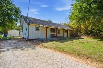476 E Church Street, Bluff Dale, TX 76433 - Photo 2