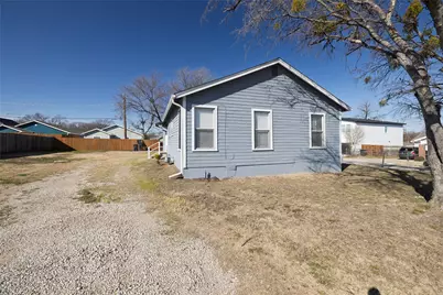 1300 Driess, Fort Worth, TX 76104 - Photo 26
