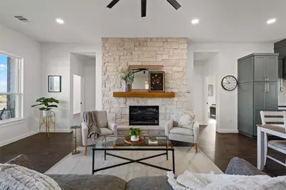1025 Wyatt Lane, McGregor, TX 76657 - Photo 8