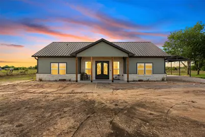1025 Wyatt Lane, McGregor, TX 76657 - Photo 1