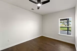 1025 Wyatt Ln, McGregor, TX 76657 - Photo 26