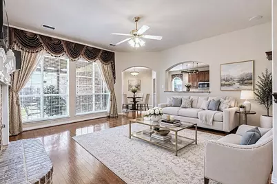 4136 Silverthorne Street, Richardson, TX 75082 - Photo 4