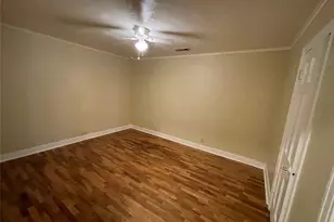 1033 N Lockhart St, Sherman, TX 75092 - Photo 8