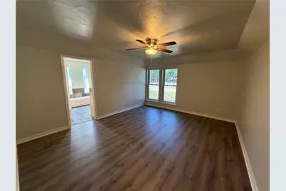 5700 Bermuda Drive, North Richland Hills, TX 76180 - Photo 4