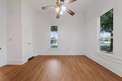 307 Avenue D, Clifton, TX 76634 - Photo 14
