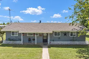 2220 Well Service Rd, Bowie, TX 76230 - Photo 2