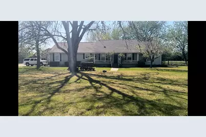 1061 S Main Street, Ferris, TX 75125 - Photo 2
