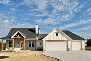 1001 Sarbrina Ct, Weatherford, TX 76085 - Photo 1