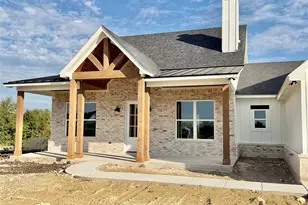 1001 Sarbrina Ct, Weatherford, TX 76085 - Photo 2
