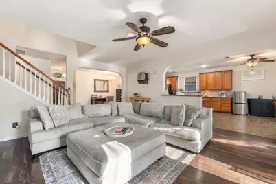 5767 Skinner Way, Grand Prairie, TX 75052 - Photo 10