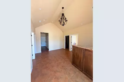 305 W Rock Island Avenue, Boyd, TX 76023 - Photo 4