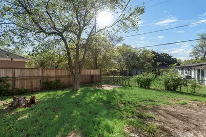 2201 Carruthers Drive, Fort Worth, TX 76112 - Photo 14