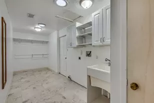 2131 Onetta Dr, Irving, TX 75061 - Photo 10