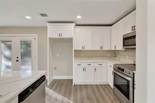 209 W 9th St, Kemp, TX 75143 - Photo 10