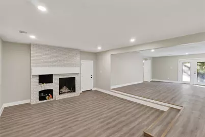 209 W 9th Street, Kemp, TX 75143 - Photo 2