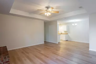 6618 Parkview Lane, North Richland Hills, TX 76182 - Photo 4
