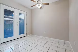 512 Pecan Acres Ct, Arlington, TX 76013 - Photo 8