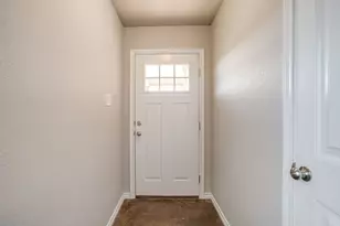 410 Mesquite Dr, Rio Vista, TX 76093 - Photo 4