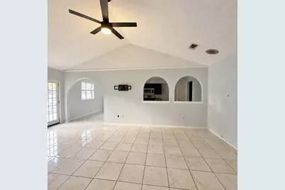 2705 Springlake Court, Irving, TX 75060 - Photo 4