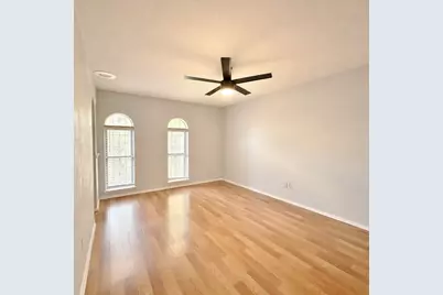 2705 Springlake Court, Irving, TX 75060 - Photo 10